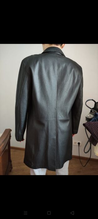 продаю новый итальянский мужской кожаный плащ!!!