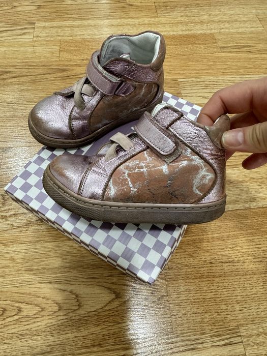 Ботинки детские 22-23р