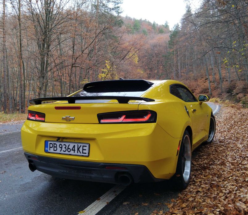 Кола автомобил под наем за абитуриентски бал, фотосесия и др.