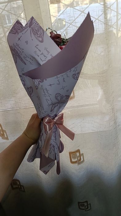 Buchet trandafiri de satin