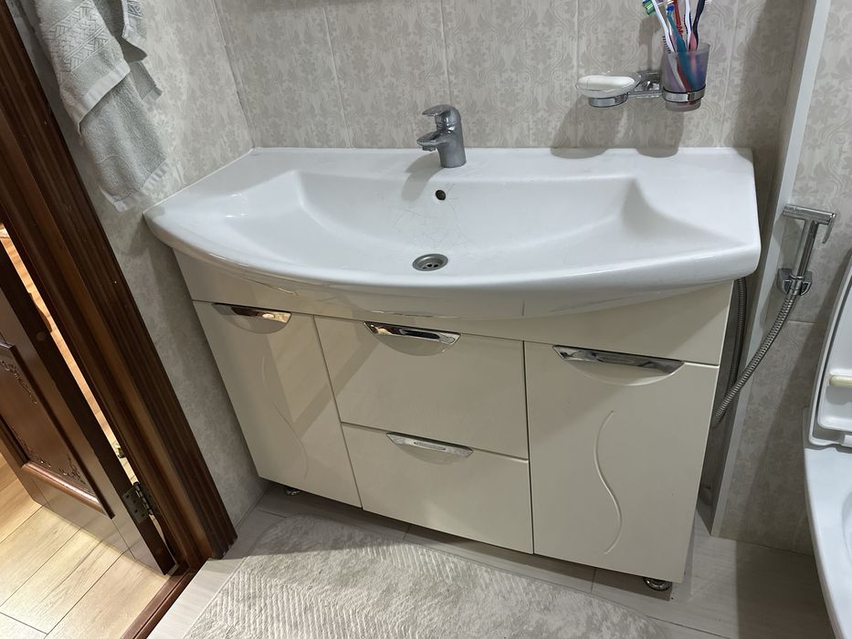 Продам туалет инсталяция iddis туалет cersonit