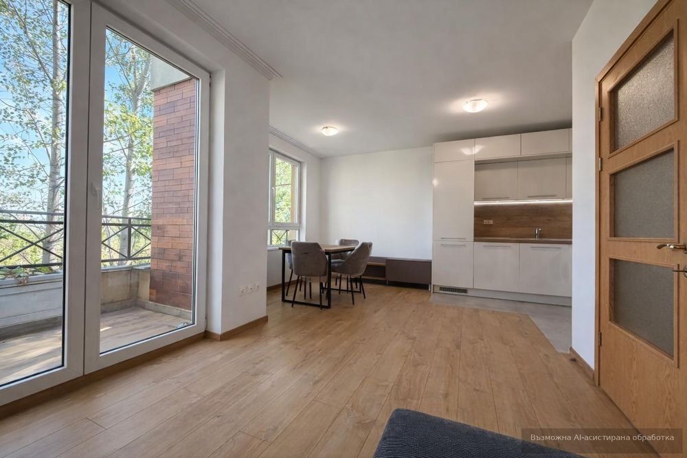 Дава се под наем Тристаен апартамент в София, Витоша - 103 кв.м за 850 € - Снимка #2