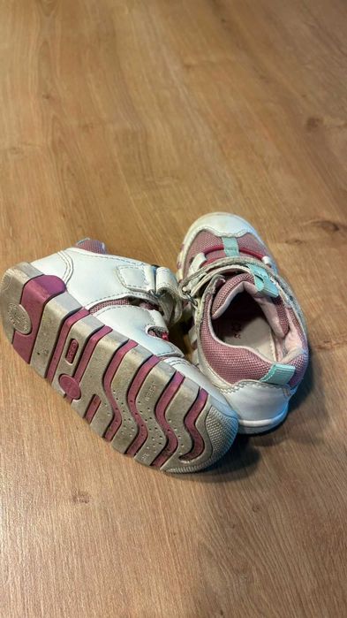 Sandale panzate tip pantof pentru fetita Geox, marime 22, culoare roz, in stare foarte buna !