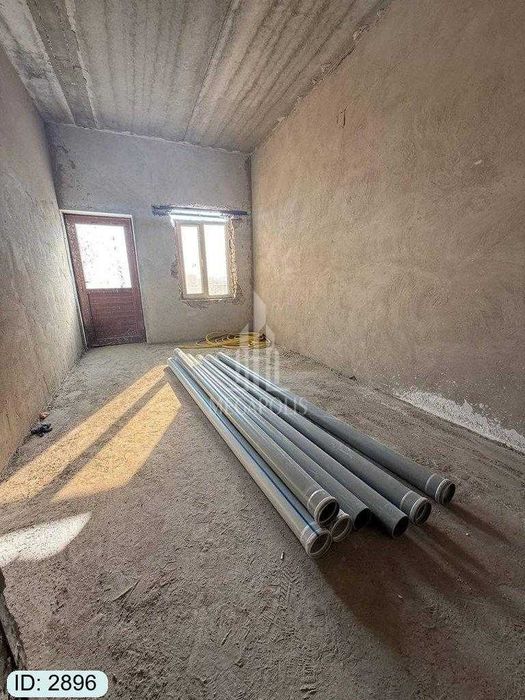 bukhara city turon tarafda 2 xona karobka uy sotiladi №2896