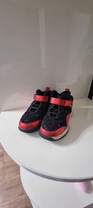 Обувь детская 28р.