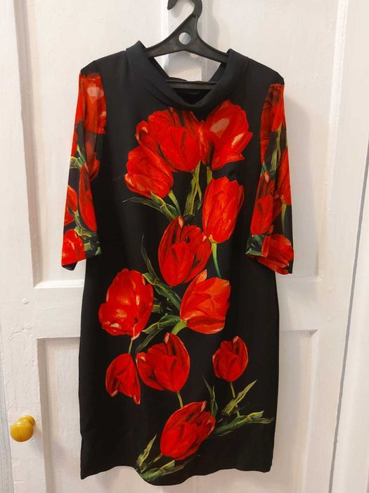 продам платья на выход