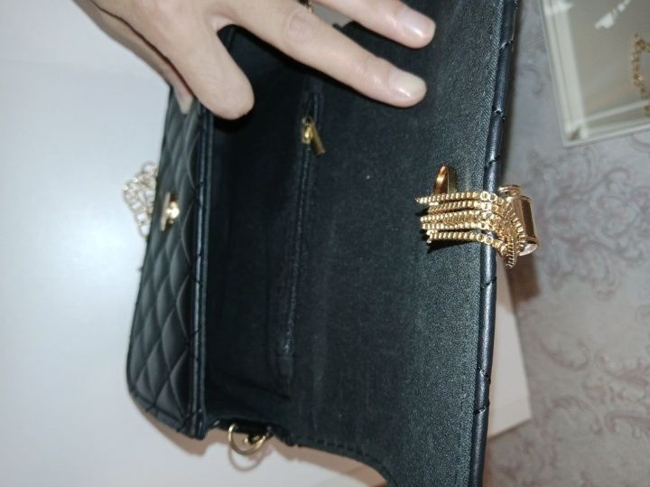 Женская сумка через плечо