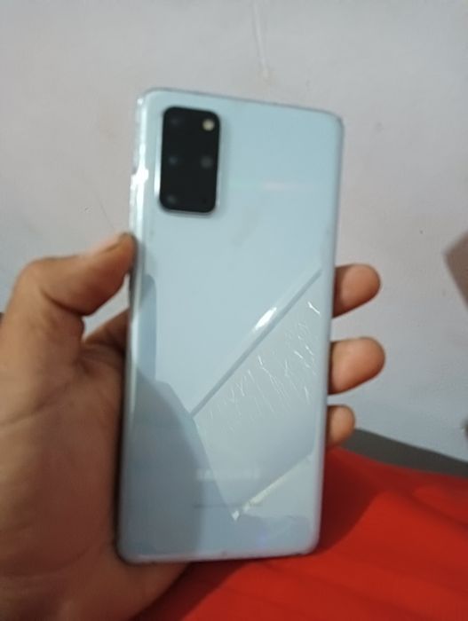 S20+ sotiladi narxi
