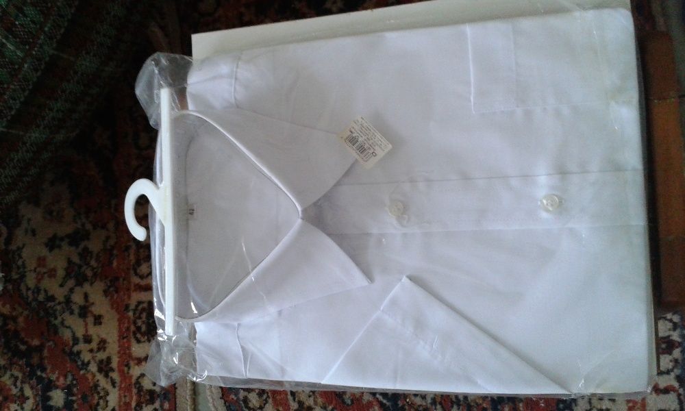 Camasa alba maneca scurta 42