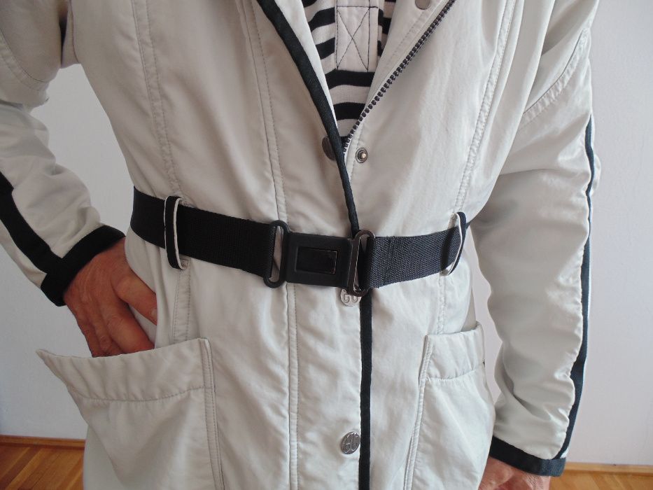 vand jacheta easy coat