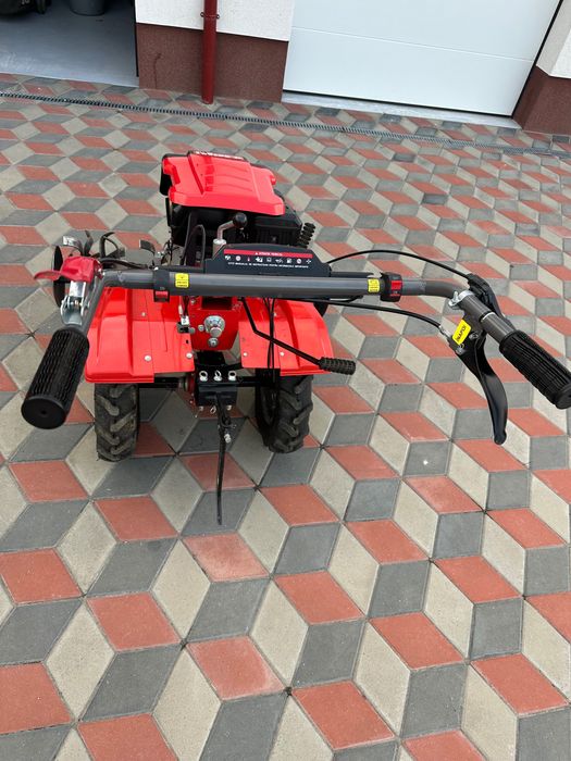Motocultor ROTAKT 13 CP, 2+1 viteze, stare excelentă, cu accesorii complete