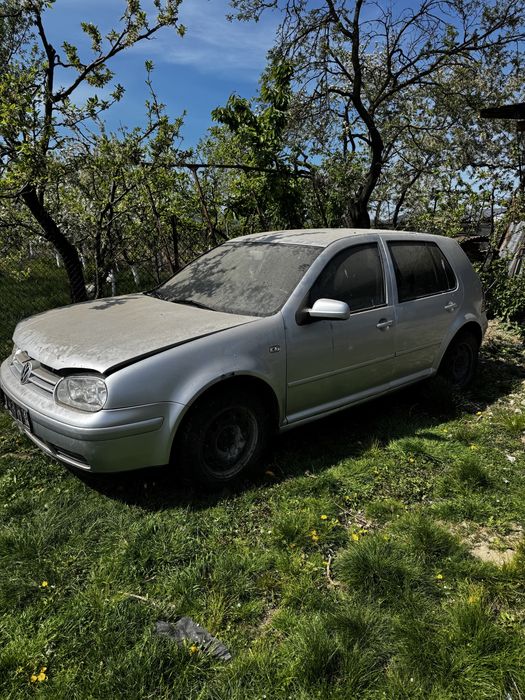 VW golf pt piese