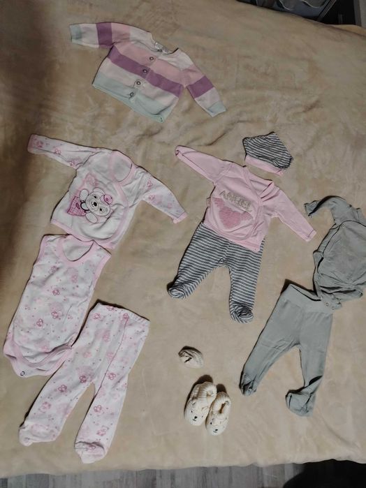 Лот бебешки дрехи