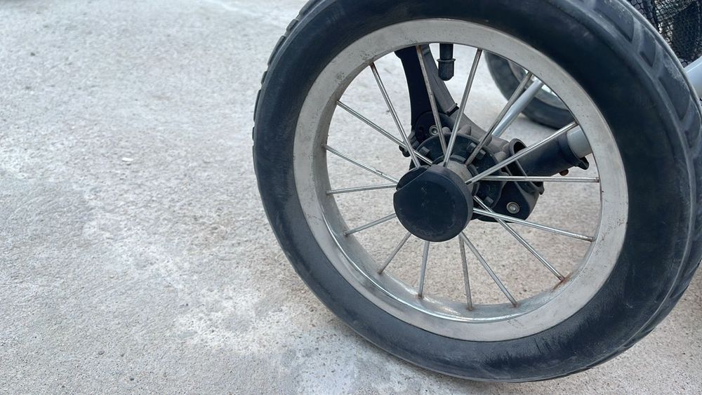 Детская коляска продам