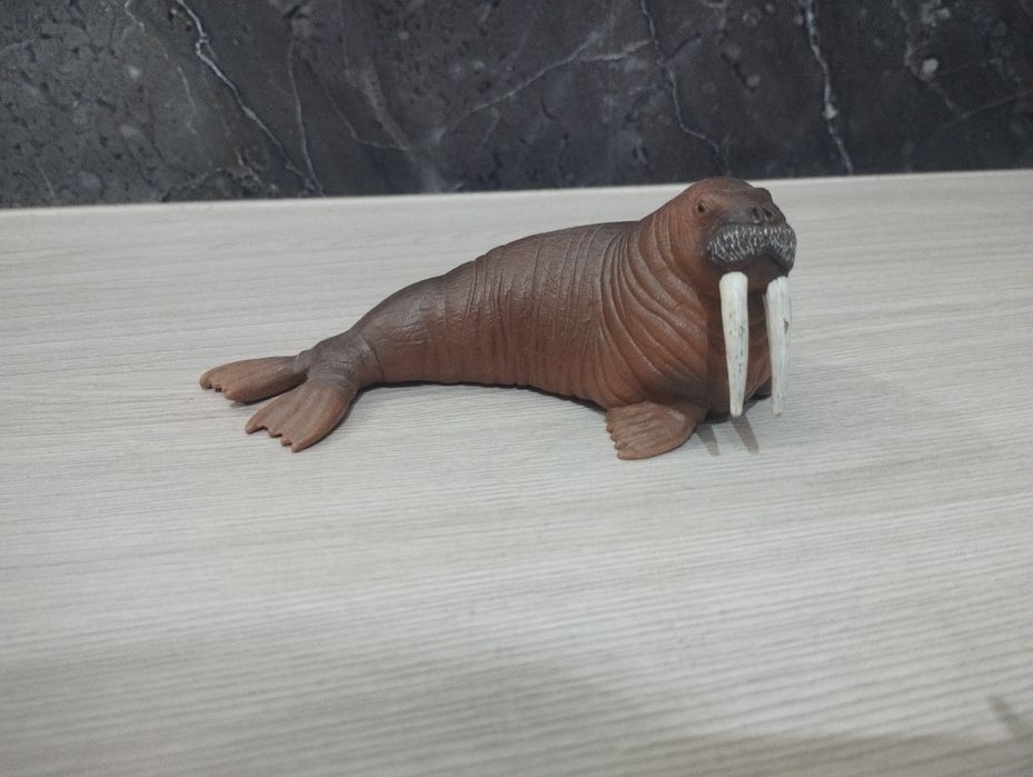 Фирменные животные SCHLEICH