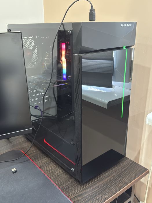 Продавам геймърски компютър – RTX 3050 8GB OC | Intel Core i5-11400F | 16GB RAM