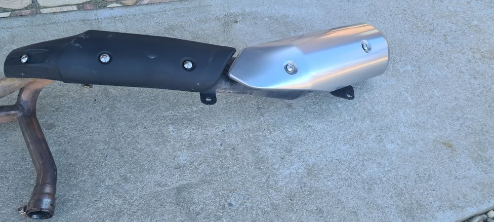 Vand toba Suzuki Vestrom 650