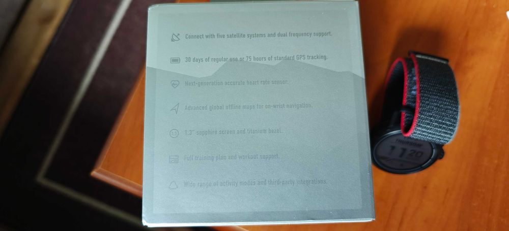 Продавам смартчасовник Coros Apex 2 pro - гаранция