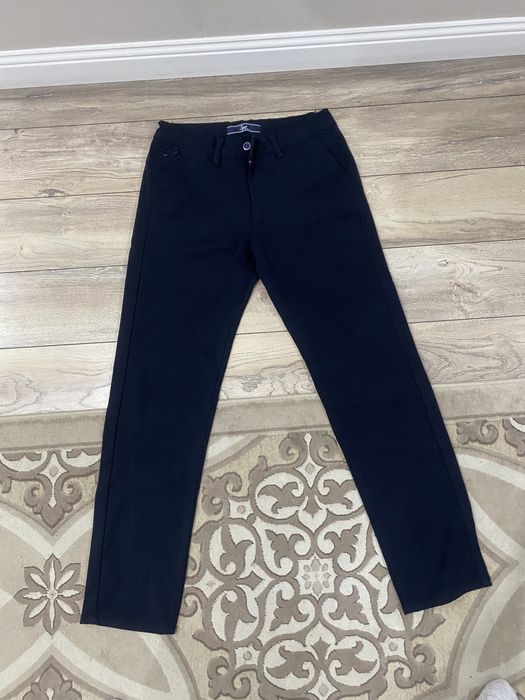 Продам брюки 46,48