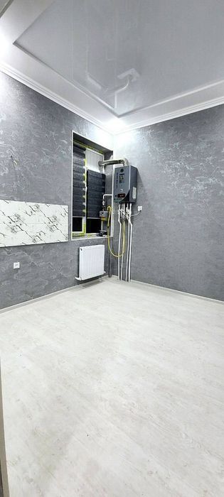 Ajoyib 2 xonali uy sotiladi.