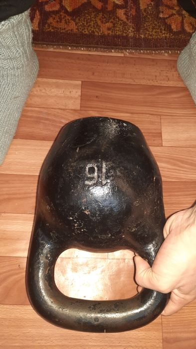 Гири 32 кг 16 кг