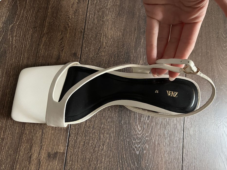 Sandale zara albe -piele naturala 37