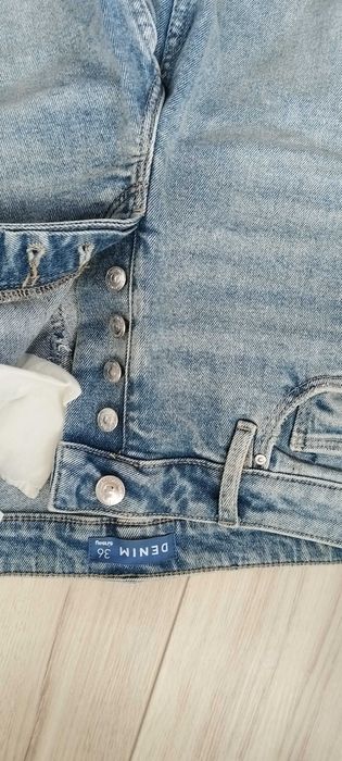 Дамски дънки С размер