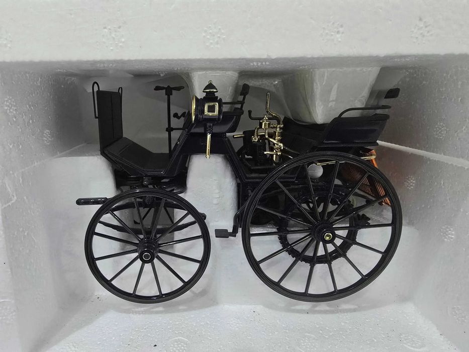 Колекционерски модел 1.18