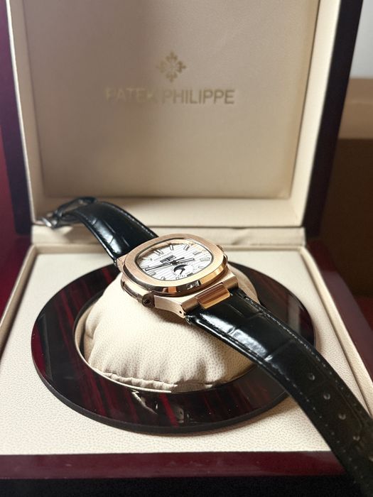 Patek Philippe Nautilus moonphase rosegold