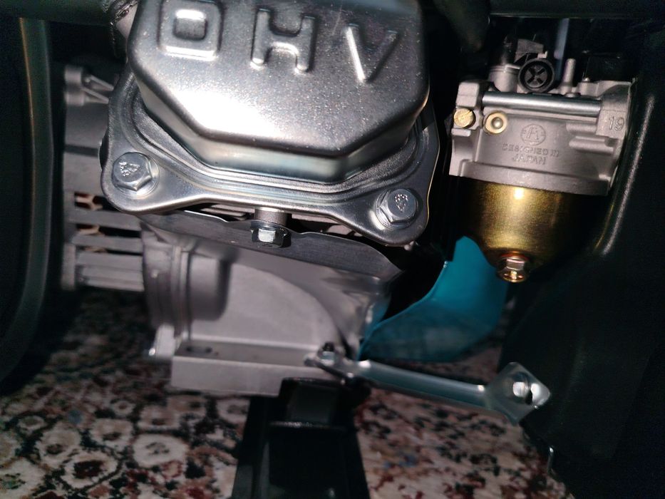 generator sotiladi