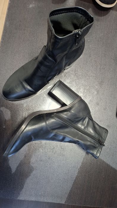 Pantofi eleganti