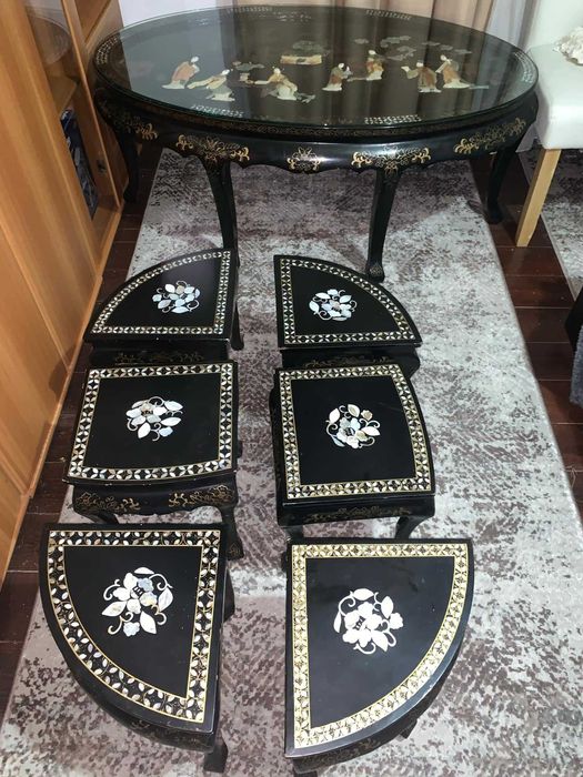 Masuta ovala cu sase scaune Intarsie negru