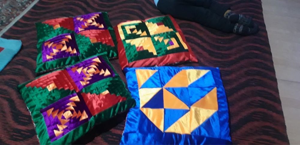 Құрақ көрпе көрпеше (ручная работа)