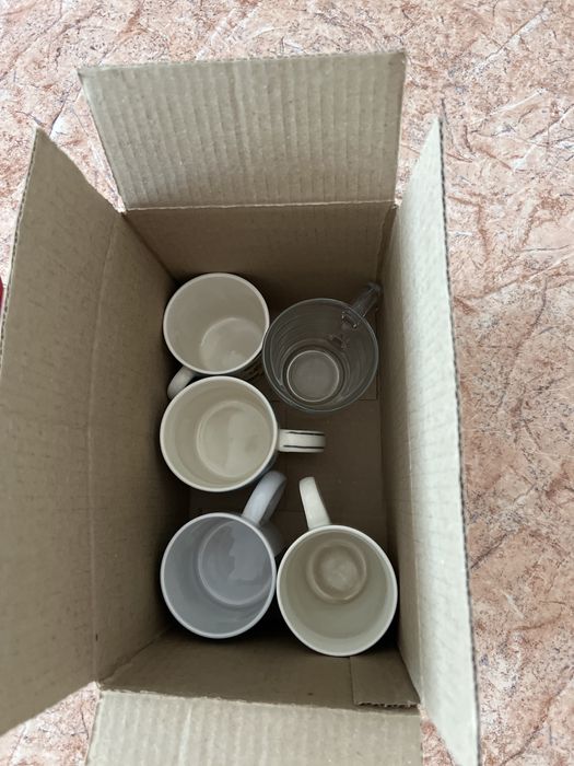 Кастрюли эмалированные, бокалы