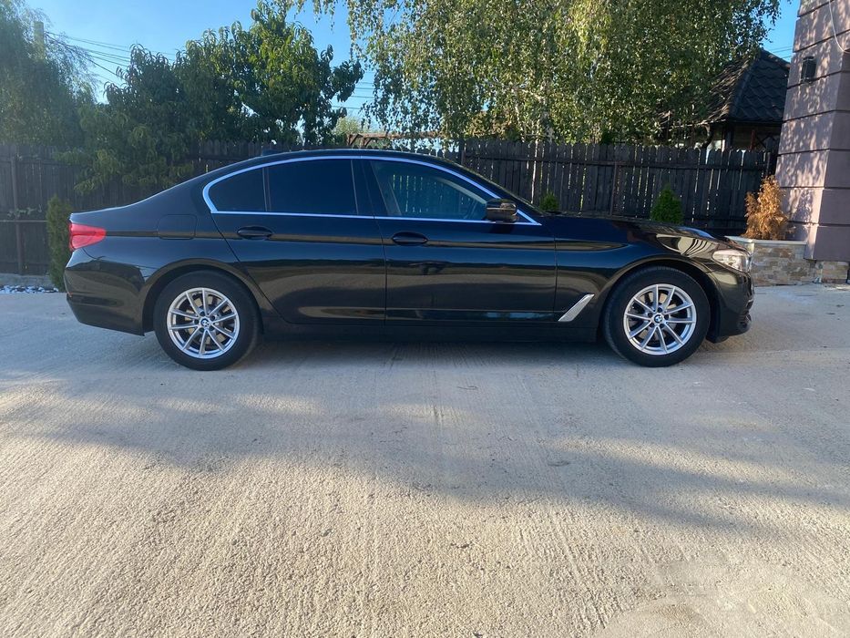 BMW 5 Series 2019 — imagine 3