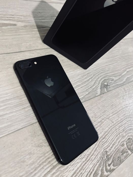 iPhone 8 Plus 64GB