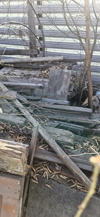 Доски дрова  бесплатно