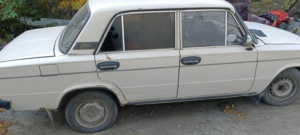 Срочно продам машину