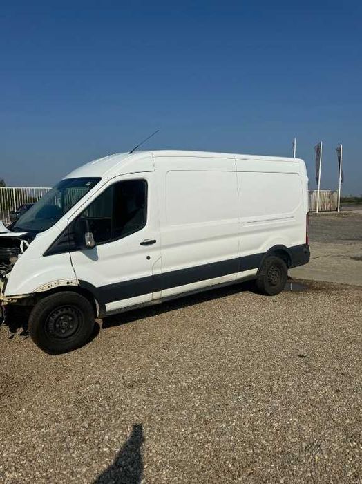 Usa stanga fata echipata Ford Transit 6 2015