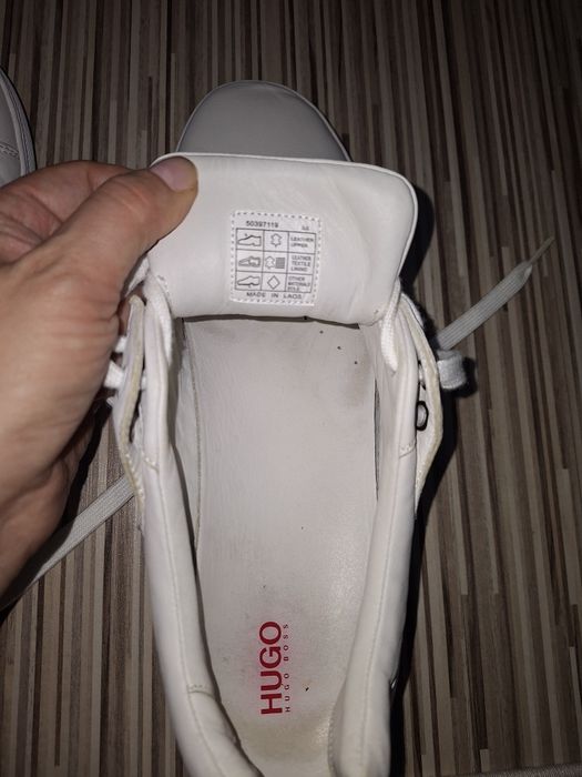 Adidași/sneakers piele Hugo Boss mărime 44 ca noi.