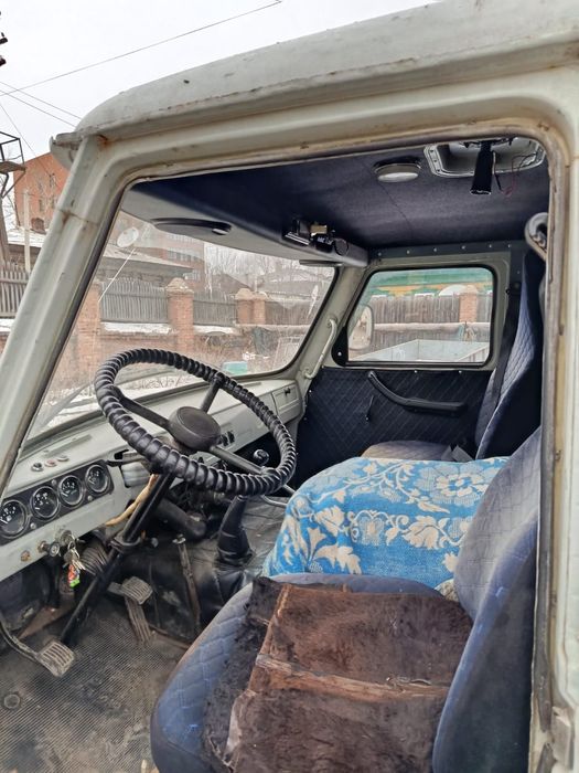 Продам УАЗ таблетка