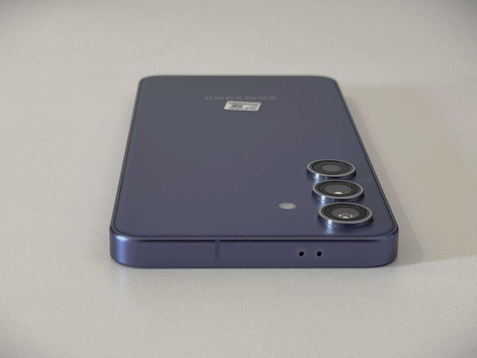 Бартер! Като НОВ! Galaxy S24 256GB Cobalt Violet (Тъмно Лилав)