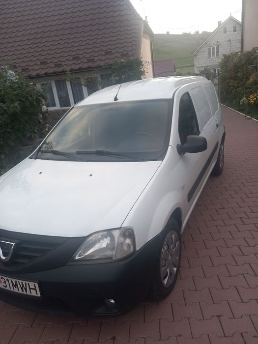 Vând autoutilitară