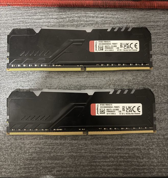 Vand Ram Kingston Fury RGB 2x8 gb (16gb)