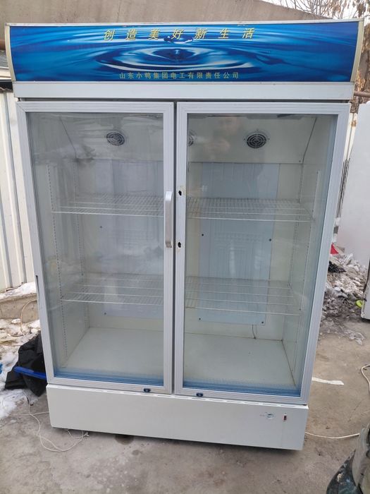 Холодильник Витринный рабочая Доставка есть