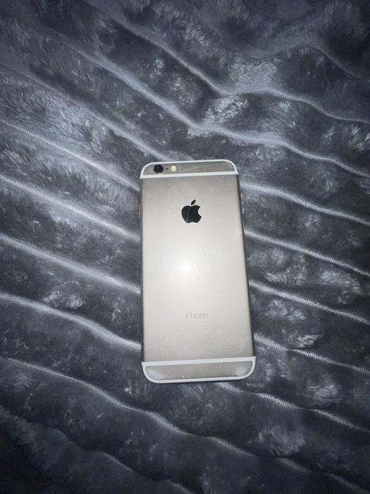 Apple iPhone 6 бежевый