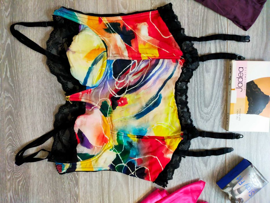 Corset lycra cu dantelă, livrare gratuită