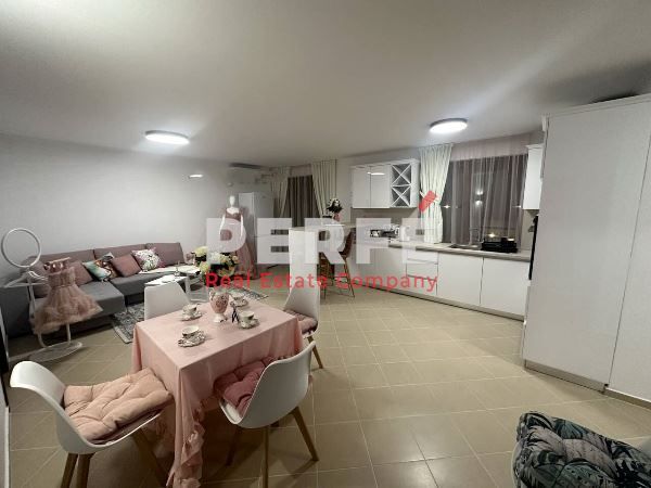 Продава се Тристаен апартамент в Ахелой - 106 кв.м за 1274 €/кв.м - Снимка #1