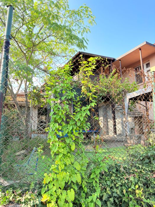 Продава се Къща в Бургас, Възраждане - 60 кв.м за 1500 €/кв.м - Снимка #1