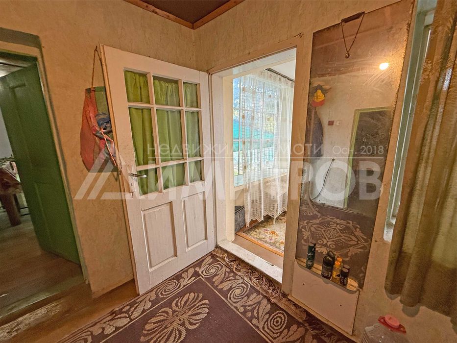 Продава се Къща в Нови пазар - 85 кв.м за 942 €/кв.м - Снимка #18